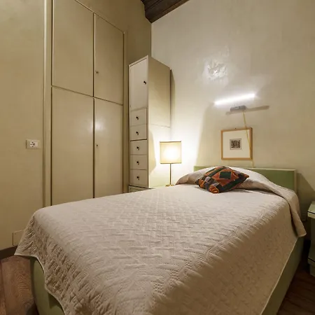 Apartment Guesthost - Pantheon Luxury *