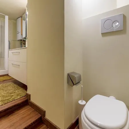 Guesthost - Pantheon Luxury Apartamento