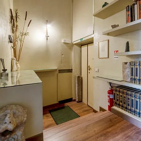 Pantheon Luxury Apartment *