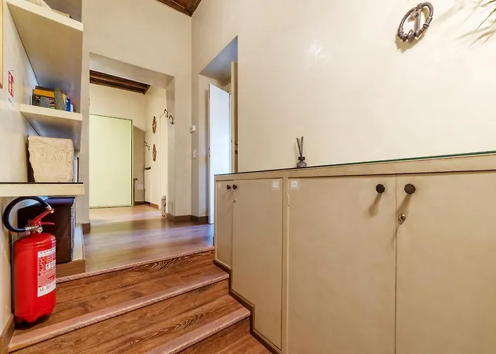 Guesthost - Pantheon Luxury *