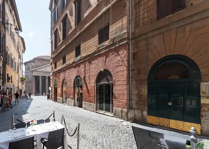 Guesthost - Pantheon Luxury