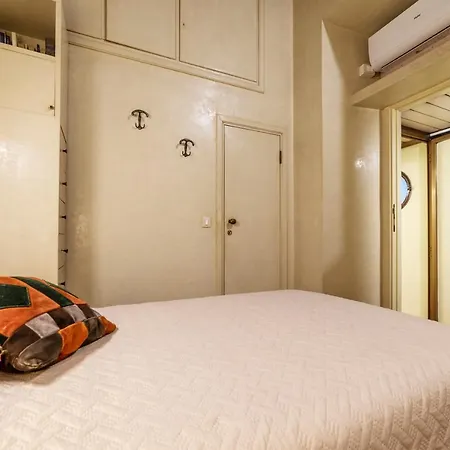 Apartamento Guesthost - Pantheon Luxury Roma